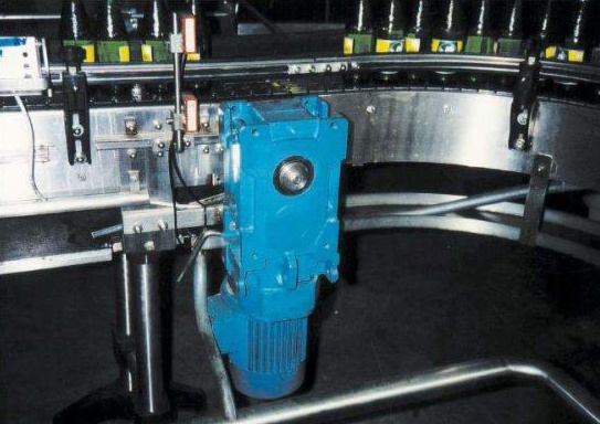 moteur-convoyeur-bouteille02